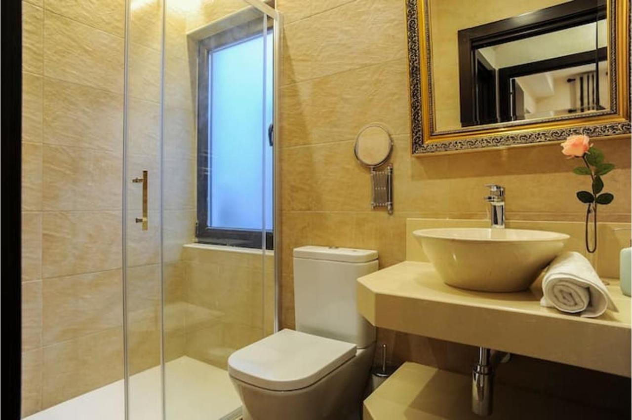 Premium Apartment La Latina 2. Salamanca Dış mekan fotoğraf